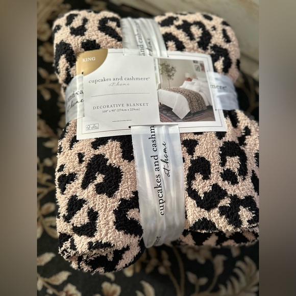cupcakes & cashmere Bedding Cupcakes And Cashmere Decorative Blanket New Poshmark